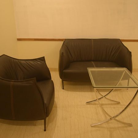 Hotel Avalon Inn Ambikapur Buitenkant foto