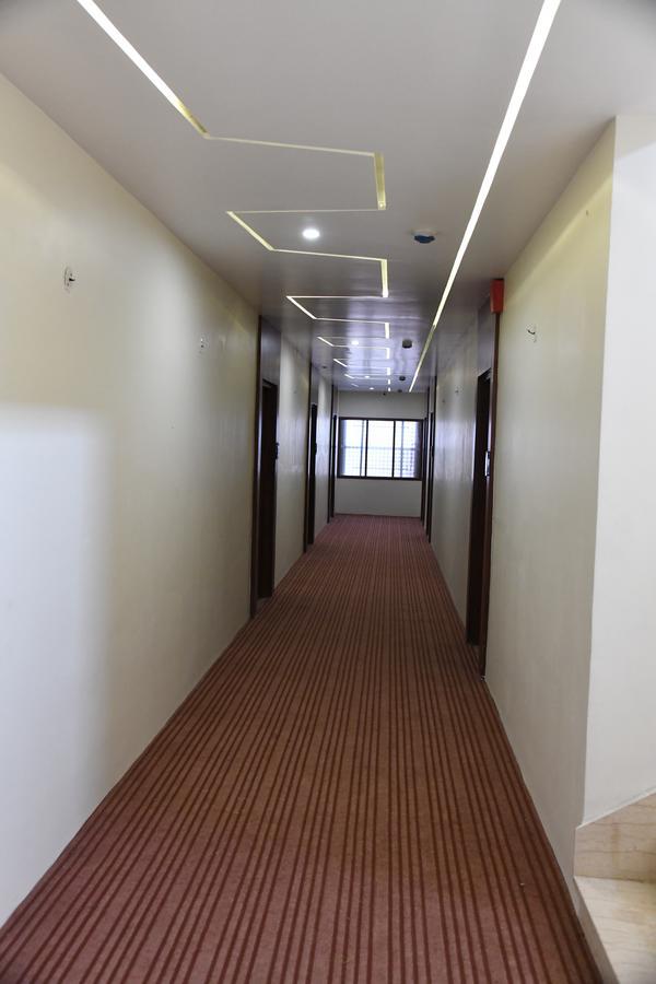 Hotel Avalon Inn Ambikapur Buitenkant foto